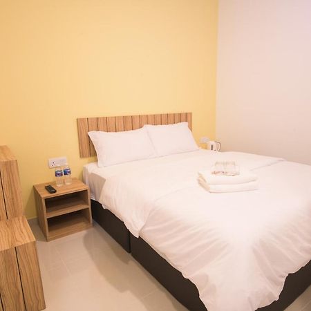 ג'והור בהרו Ltl Guesthouse מראה חיצוני תמונה