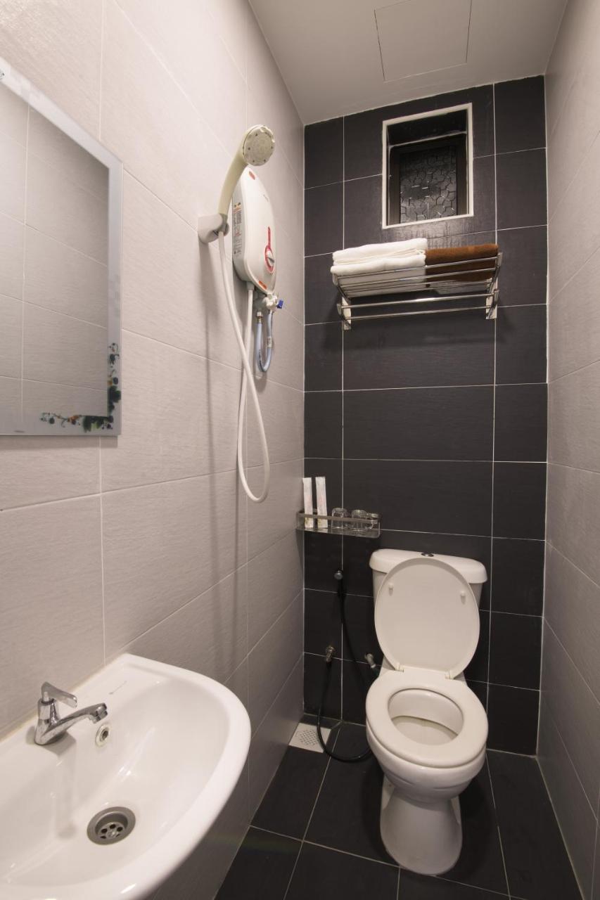 ג'והור בהרו Ltl Guesthouse מראה חיצוני תמונה