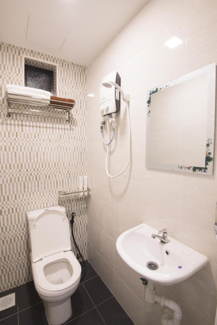 ג'והור בהרו Ltl Guesthouse מראה חיצוני תמונה