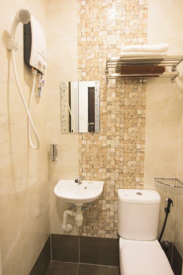ג'והור בהרו Ltl Guesthouse מראה חיצוני תמונה